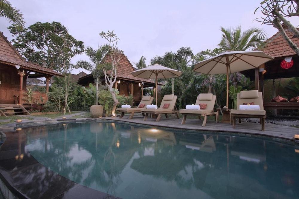 Villa Madani Antique *